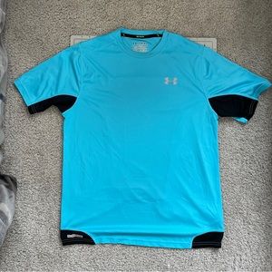BLUE UNDER ARMOUR RUNNING/WORKOUT SHIRT 
SIZE M